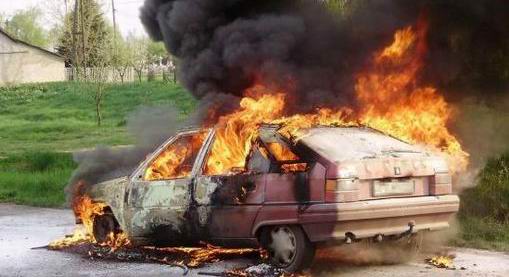 Действия при аварии или пожаре в автомобиле